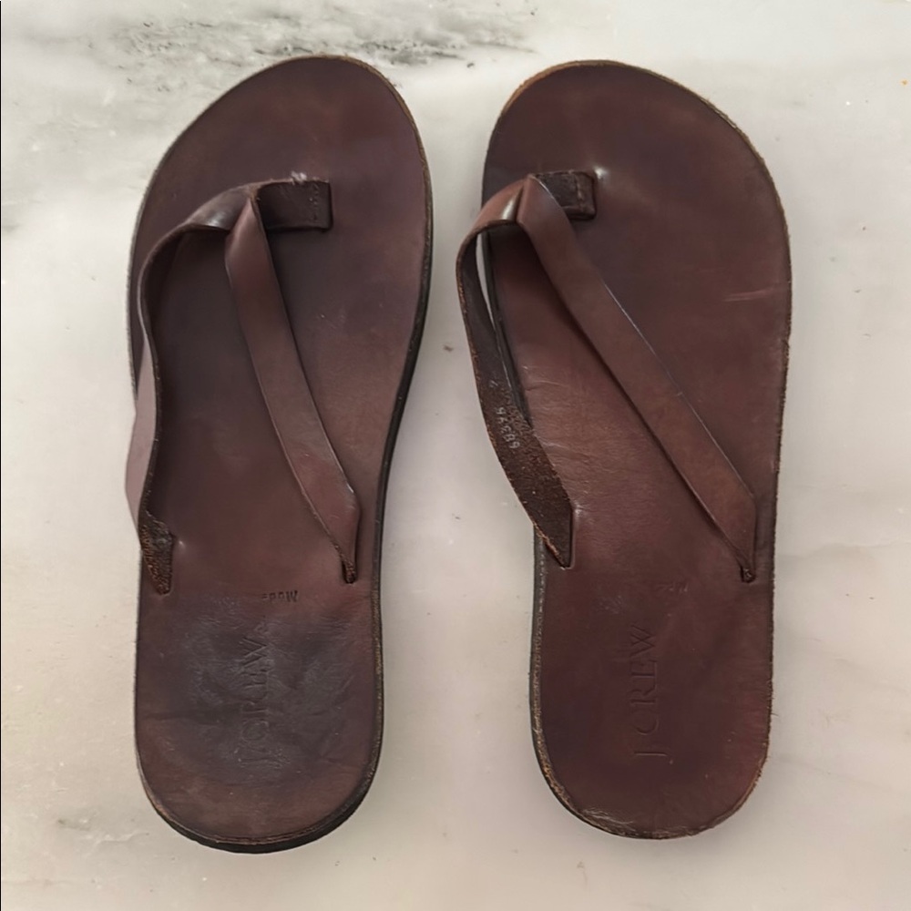J. Crew Brown Leather Flip-Flops Minimalist Design